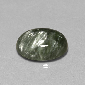 Serafinita verde natural 4,87ct, corte oval, opaco