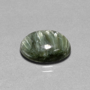 Serafinita verde natural 4,60ct, corte oval, opaco