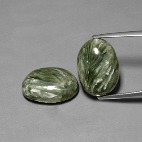 Pedras preciosas de serafinita verde natural de  ct, corte oval, opaco