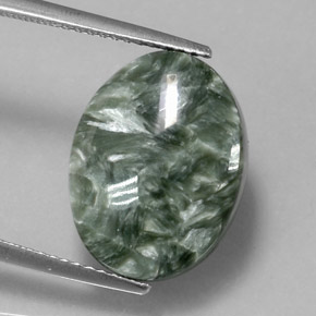 Serafinita verde natural 8,92ct, corte oval, opaco