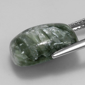 Serafinita verde natural 6,14ct, almofada cortada, opaco