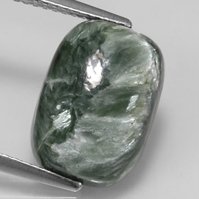 Serafinita verde natural 5,75ct, almofada cortada, opaco