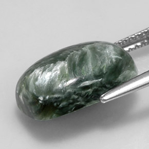 Serafinita verde natural 5,75ct, almofada cortada, opaco