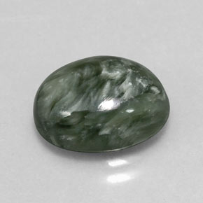 Serafinita verde natural 3,55ct, corte oval, opaco