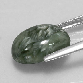 Serafinita verde natural 3,55ct, corte oval, opaco