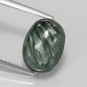 Serafinita verde natural 3,18ct, corte oval, opaco