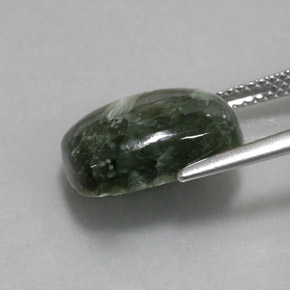 Serafinita verde natural 5,80ct, almofada cortada, opaco