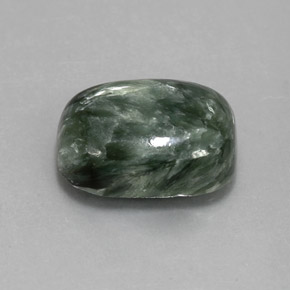 Serafinita verde natural 6,35ct, almofada cortada, opaco