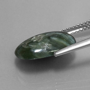 Serafinita verde natural 3,20ct, corte oval, opaco