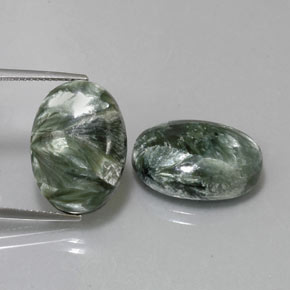 Pedras preciosas de serafinita verde natural de  ct, corte oval, opaco