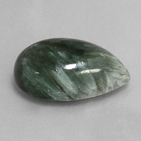 Serafinita verde natural 7,49ct, formato de pêra, opaco
