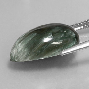 Serafinita verde natural 7,49ct, formato de pêra, opaco
