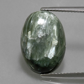 Serafinita Verde Natural 7.65ct, Corte Oval, Opaco