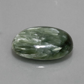 Serafinita Verde Natural 7.65ct, Corte Oval, Opaco