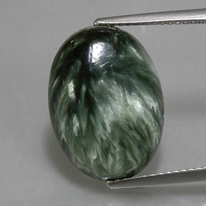 Serafinita verde natural 8,39ct, corte oval, opaco