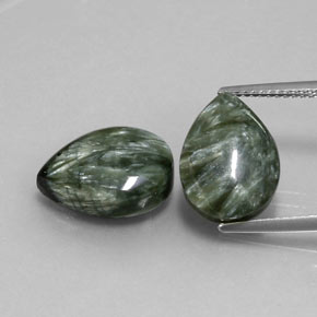Pedras preciosas de serafinita verde natural de 9,45 ct, formato de pêra, opaco