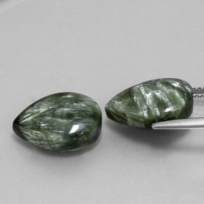 Pedras preciosas de serafinita verde natural de 9,45 ct, formato de pêra, opaco