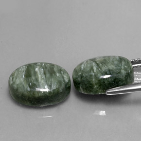 Pedras preciosas de serafinita verde natural de  ct, corte oval, opaco