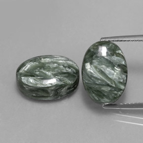 Pedras preciosas de serafinita verde natural de  ct, corte oval, opaco