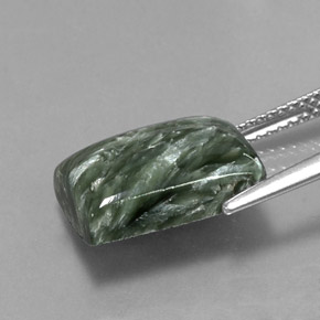 Serafinita verde natural 6,90ct, baguete, opaco