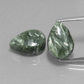 Pedras preciosas de serafinita verde natural de 11,17 ct, formato de pêra, opaco