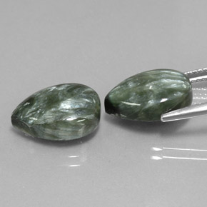 Pedras preciosas de serafinita verde natural de  ct, formato de pêra, opaco
