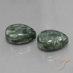 Pedras preciosas de Serafinita Verde Musgo natural de 12.30 ct, Formato de pêra, Opaco