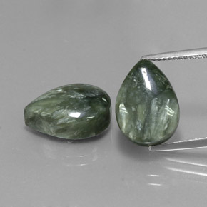 Pedras preciosas de serafinita verde natural de  ct, formato de pêra, opaco