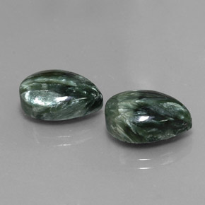 Pedras preciosas de serafinita verde natural de  ct, formato de pêra, opaco