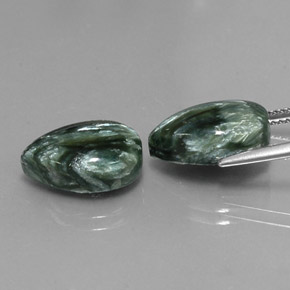 Pedras preciosas de serafinita verde natural de  ct, formato de pêra, opaco