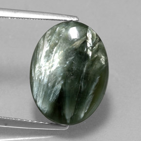 Serafinita verde natural 6,86ct, corte oval, opaco