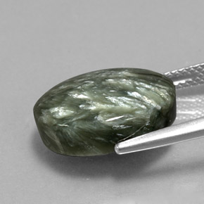 Serafinita Verde Natural 8.44ct, Corte Oval, Opaco
