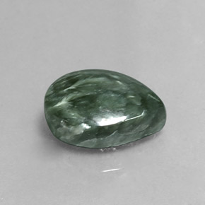 Serafinita verde natural 5,31ct, formato de pêra, opaco