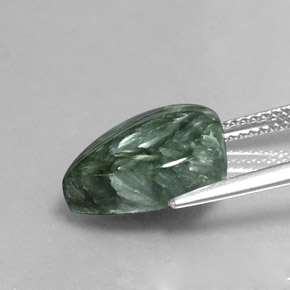 Serafinita verde natural 5,31ct, formato de pêra, opaco