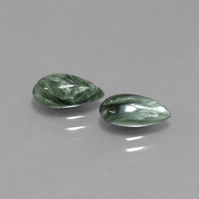 Pedras preciosas de serafinita verde natural de  ct, formato de pêra, opaco
