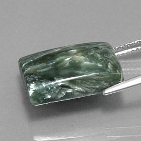 Serafinita verde natural 10,42ct, baguete, opaco
