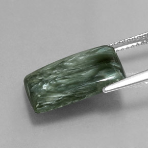 Serafinita verde natural 6,56ct, baguete, opaco
