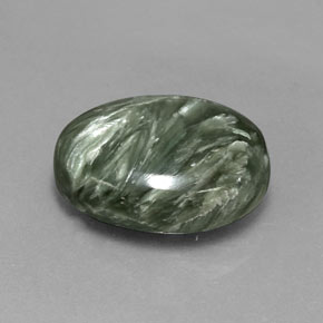 Serafinita verde natural 8,08ct, corte oval, opaco