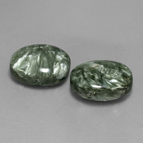 Pedras preciosas de serafinita verde natural de  ct, corte oval, opaco