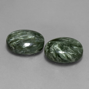 Pedras preciosas de serafinita verde natural de  ct, corte oval, opaco