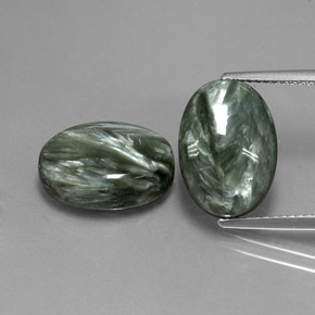 Pedras preciosas de serafinita verde natural de 13,00 ct, corte oval, opaco