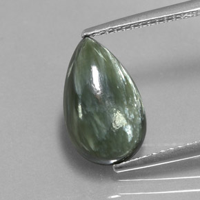 Serafinita verde natural 3,48ct, formato de pêra, opaco
