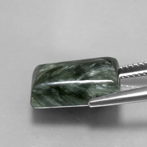 Serafinita verde natural 7,16ct, baguete, opaco