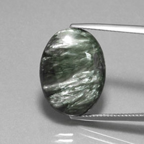 Serafinita verde natural 11,21ct, corte oval, opaco