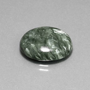 Serafinita verde natural 8,60ct, corte oval, opaco