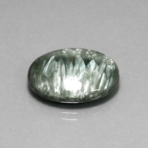Serafinita verde natural 12,26ct, corte oval, opaco