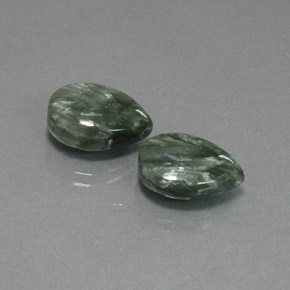 Pedras preciosas de serafinita verde natural de 10,72 ct, formato de pêra, opaco