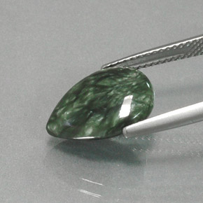 Serafinita verde natural 4,49ct, formato de pêra, opaco