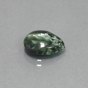 Serafinita verde natural 2,82ct, formato de pêra, opaco