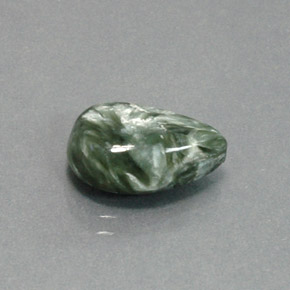 Serafinita verde natural 4,70ct, formato de pêra, opaco